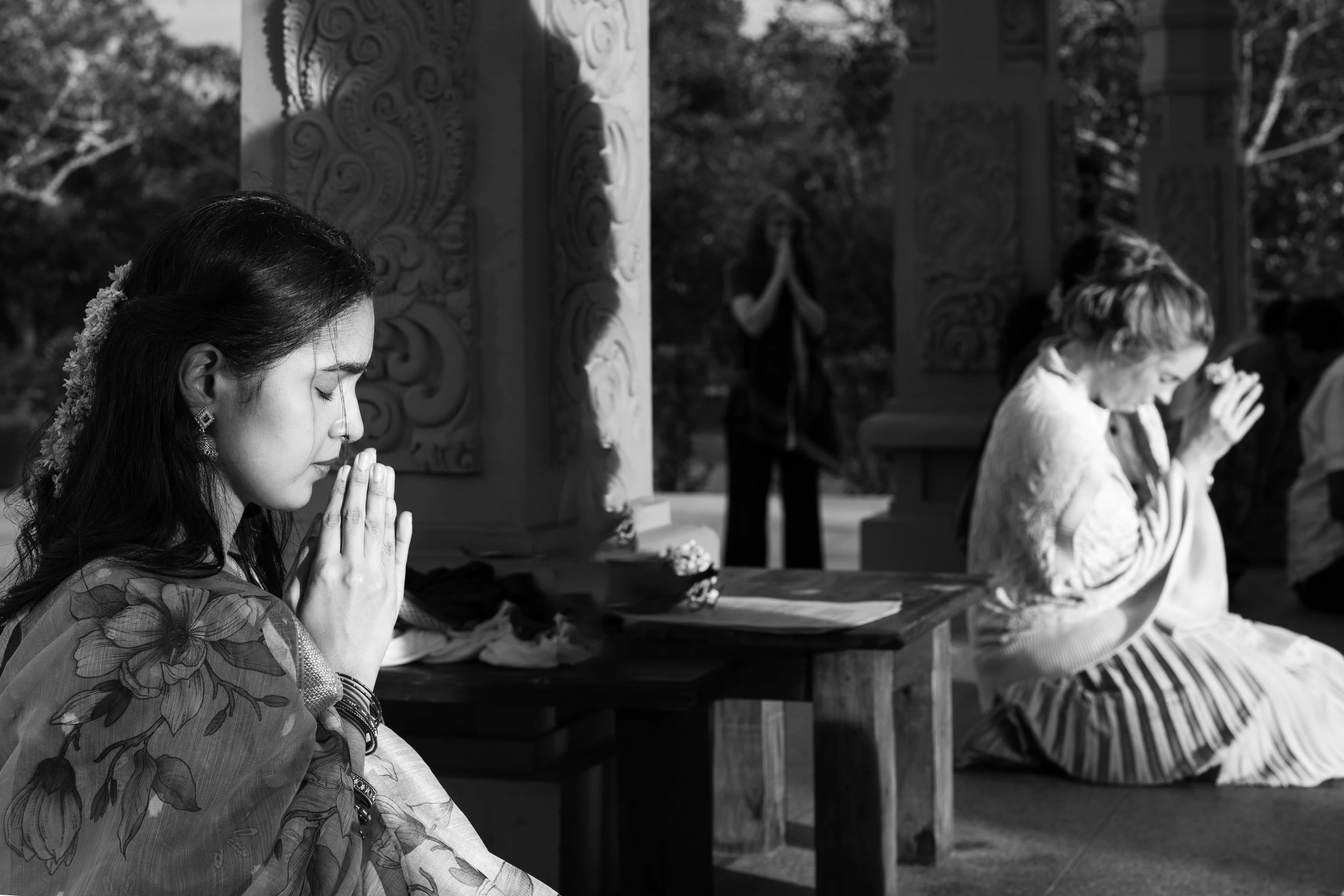Temple moment